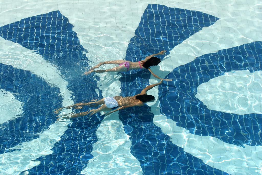 Hotel Tropical Manaus Buitenkant foto Swimming